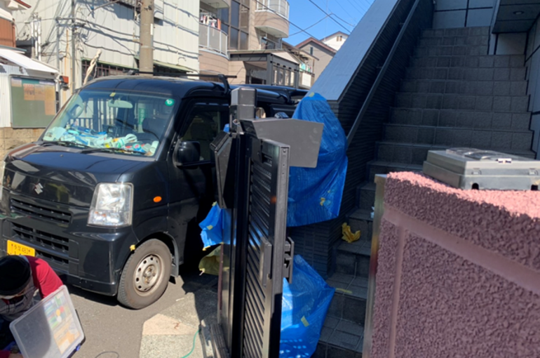 施工中　ポスト