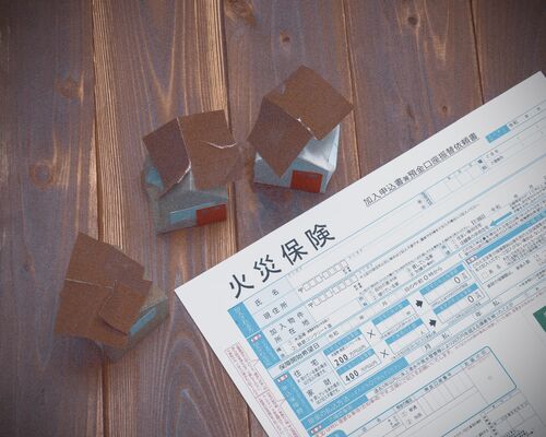 pixta_58086350_M-min